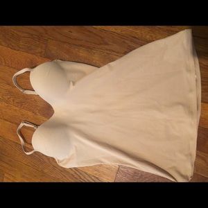 Hanro Allure built-in  bra camisole.(#110)